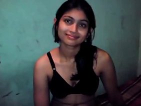 एक युवक ने तीन सुंदरियों को उठाया