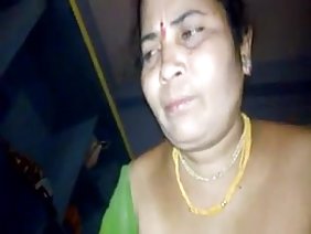 चूत को चाटा और उसकी लाल लड़की को चोदा