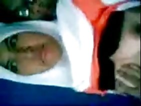 Busty futunari पोर्न के साथ वीडियो का चयन