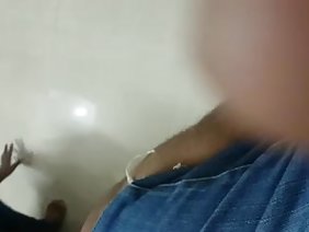 थ्रीसम ब्रुनेट में पुसी पॉर्न