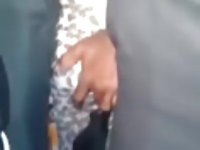 तेल से सना हुआ बिल्ली के साथ मालिश करना बैरल अश्लील