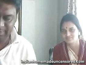 बस्टी ब्लोंड हस्तमैथुन में लाजवाब पोर्न अधोवस्त्र