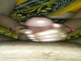 एक काली औरत के साथ गर्म सेक्स