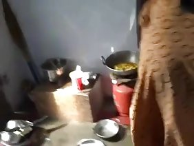 नीग्रो उसके काले मुर्गा pushnenkuyu सफेद चमड़ी अश्लील पर खींच लिया