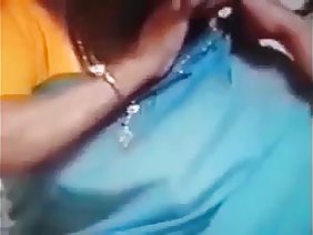 परिपक्व एमआईएलए अपने वसा पति अश्लील के लिए एक भावुक blowjob करता है