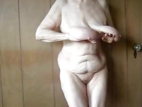छोटे स्तन अश्लील के साथ गर्म सवार के साथ सुंदर सेक्स